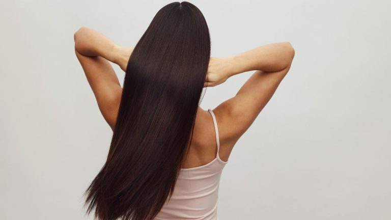 Comment faire pousser les cheveux plus vite ?